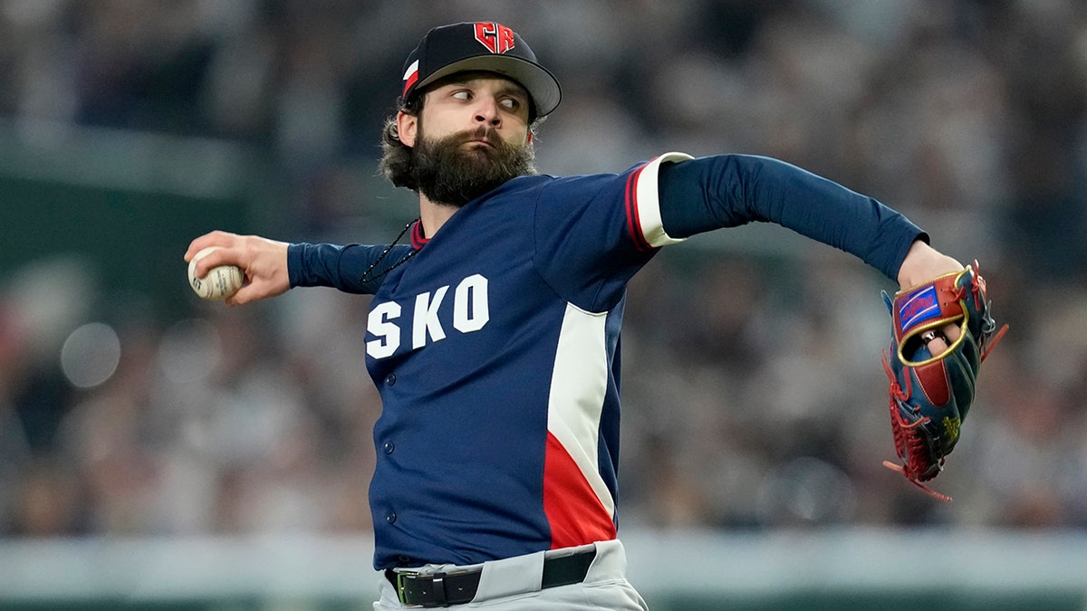 Ondrej Satoria throws pitch