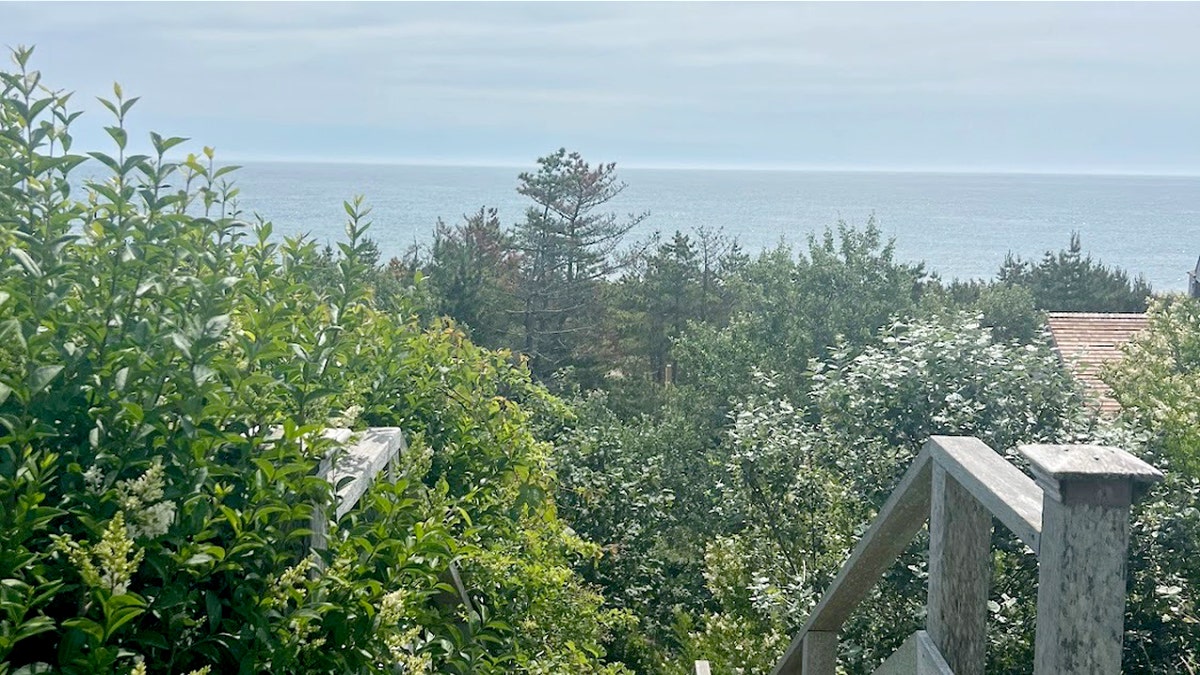 sconset bluff walk ocean view steps