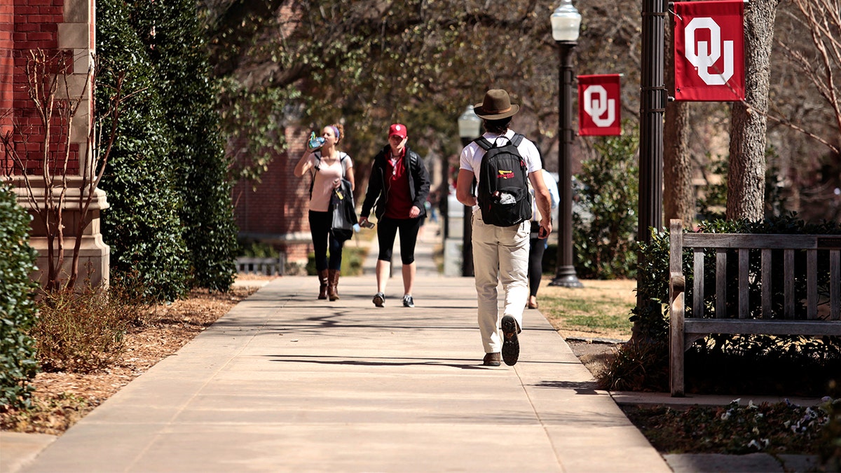OU students walking on campus