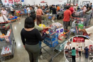 Costco workers hate the new 8-second self-checkouts: ‘Such a f–king disaster’ Costco workers hate the new 8-second self-checkouts: ‘Such a f–king disaster’