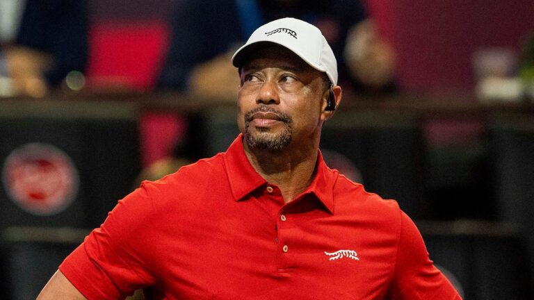 Tiger Woods stepping away from golf to ‘seek treatment’ following DUI arrest Tiger Woods stepping away from golf to ‘seek treatment’ following DUI arrest