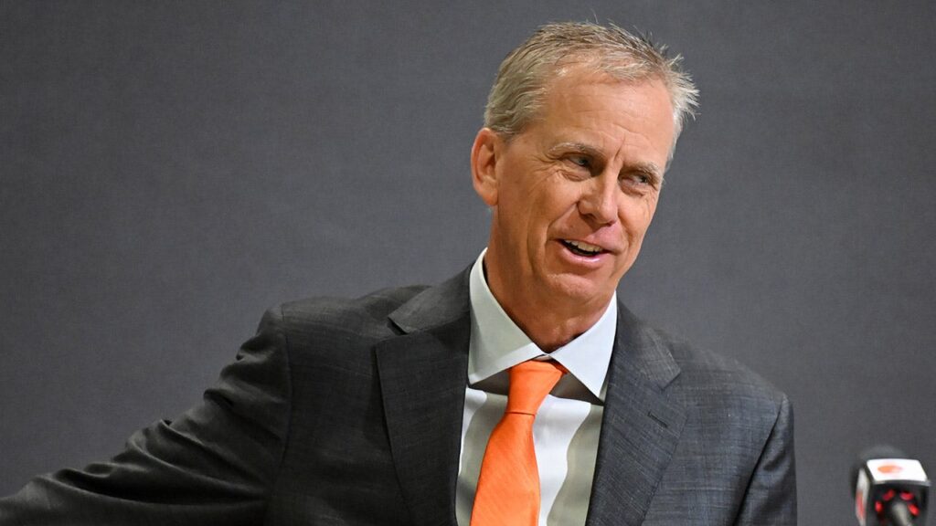 Browns’ Todd Monken explains reason behind missing NFL head coach group photo