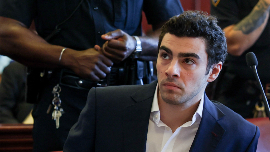 Luigi Mangione’s federal trial stays on track as judge rejects defense push for delay Luigi Mangione’s federal trial stays on track as judge rejects defense push for delay