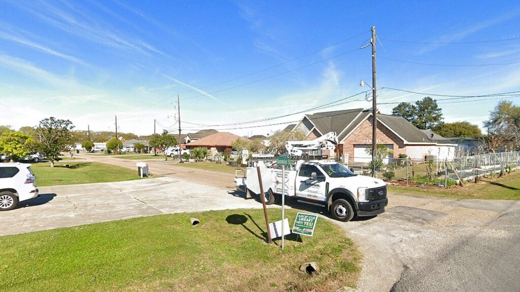 At least 13 people injured after vehicle slams into Louisiana parade: sheriff’s office At least 13 people injured after vehicle slams into Louisiana parade: sheriff’s office