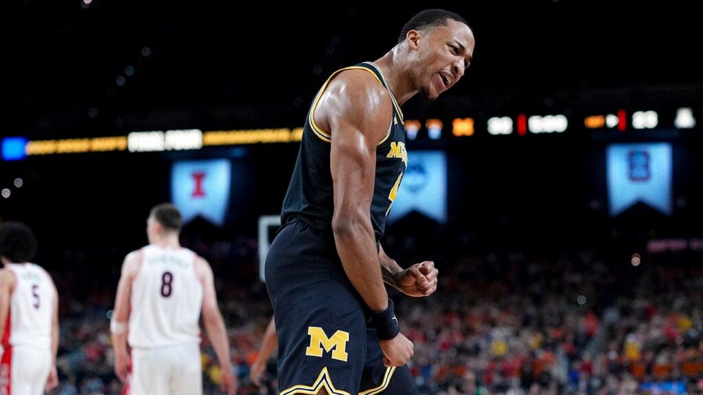 Michigan routs Arizona to advance to men’s national championship, will take on UConn
