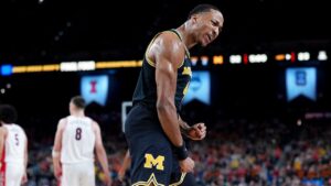 Michigan routs Arizona to advance to men’s national championship, will take on UConn Michigan routs Arizona to advance to men’s national championship, will take on UConn