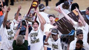 Division III national championship ends on wild buzzer-beater as Mary Washington wins first title Division III national championship ends on wild buzzer-beater as Mary Washington wins first title
