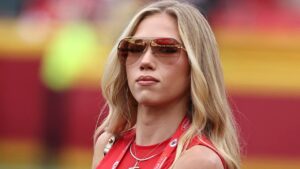 Chiefs heiress Gracie Hunt announces engagement to son of team’s former quarterback: ‘It was always you’