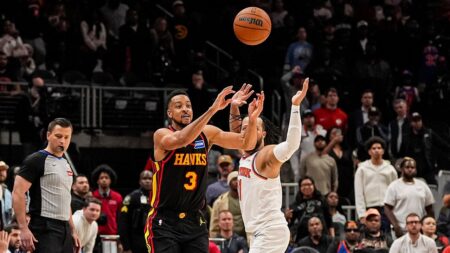 Hawks’ last-second heave is too late as Knicks hang on for win Hawks’ last-second heave is too late as Knicks hang on for win