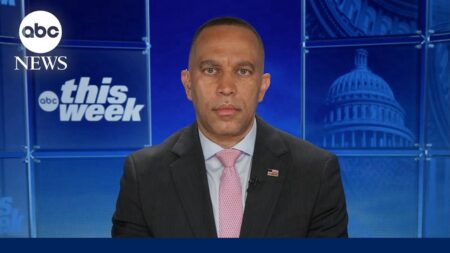 ‘No circumstance where US ground troops’ should be sent to Middle East: Jeffries