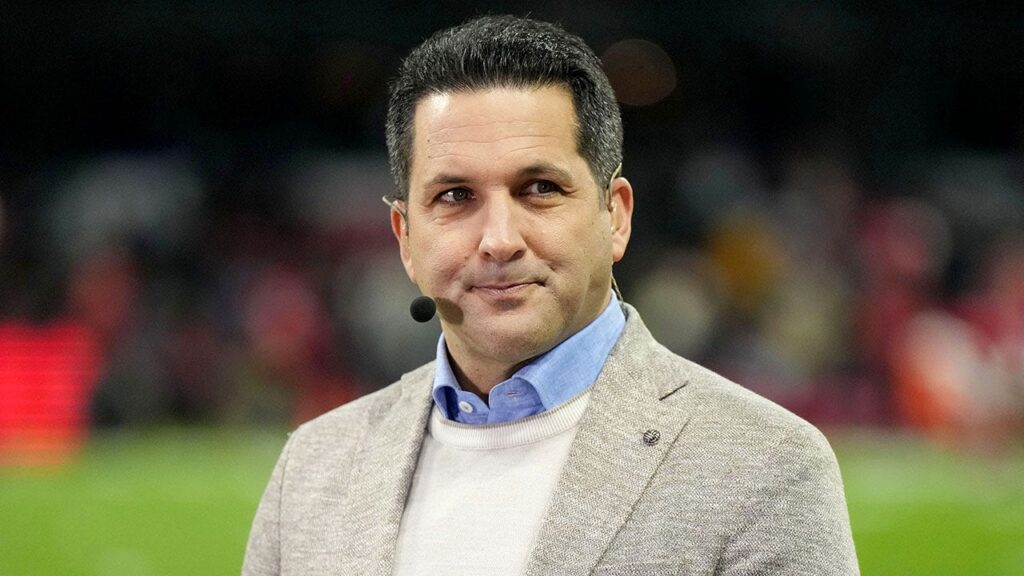 Adam Schefter Grilled Over Russini-Vrabel ‘Scandal’ And It Got Uncomfortable Adam Schefter Grilled Over Russini-Vrabel ‘Scandal’ And It Got Uncomfortable