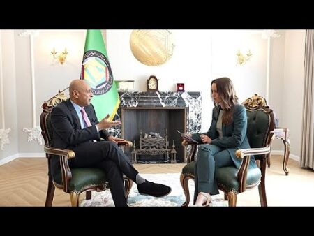 Iran to blame for closing Strait of Hormuz, says Gulf leader