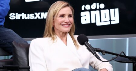 Take Notes! Cameron Diaz’s Cuffed Jeans Are a Clever (And Chic) Spring Outfit Hack