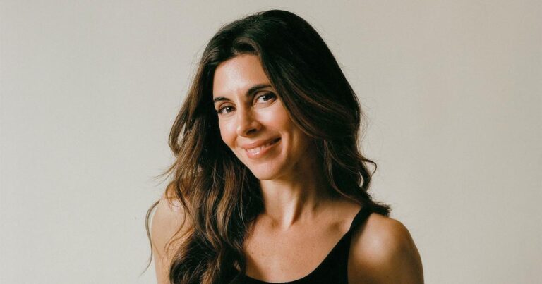 Jamie Lynn Sigler on ‘Brutal’ Teen Fame, ‘The Sopranos’ and Secret MS Battle: ‘Everything Was a Lie’ (Exclusive)