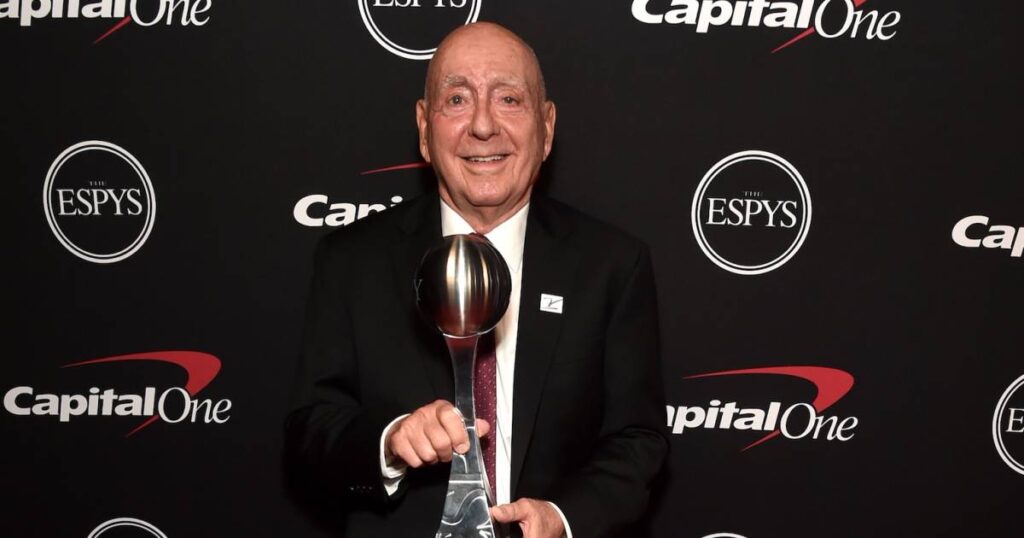 ESPN Announcer Dick Vitale Reveals He Has Cancer for 5th Time: ‘I Plan on Winning This Battle’ ESPN Announcer Dick Vitale Reveals He Has Cancer for 5th Time: ‘I Plan on Winning This Battle’