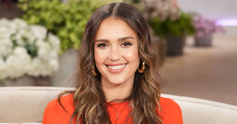 Jessica Alba’s Go-To  Moisturizer Makes Skin Feel ‘Youthful and Plump,’ Per Shoppers