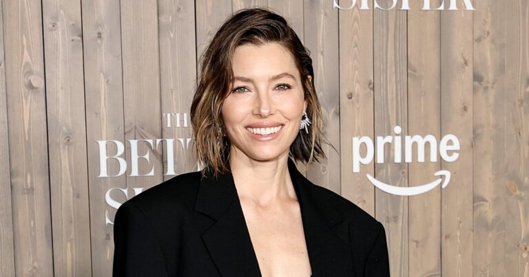Jessica Biel Begs Parents to Stop Viral Toddler Tantrum Trend: ‘These Kids Are Terrified’ Jessica Biel Begs Parents to Stop Viral Toddler Tantrum Trend: ‘These Kids Are Terrified’