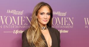 Jennifer Lopez’s Spring Shirtdress Secretly Cinches the Waist — We Found the Look for 