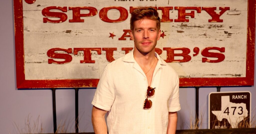 Kyle Cooke Isn’t Ready for Anything ‘Serious’ After Amanda Batula Split, ‘Random’ Meghan King Kiss (Exclusive)