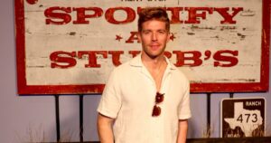 Kyle Cooke Isn’t Ready for Anything ‘Serious’ After Amanda Batula Split, ‘Random’ Meghan King Kiss (Exclusive)