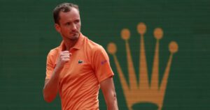 Tennis Star Daniil Medvedev Destroys Racket With Wild Mid-Match Meltdown in Matteo Berrettini Loss Tennis Star Daniil Medvedev Destroys Racket With Wild Mid-Match Meltdown in Matteo Berrettini Loss