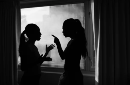 Dear Abby: I can no longer spend time with my spoiled and wealthy sister Dear Abby: I can no longer spend time with my spoiled and wealthy sister