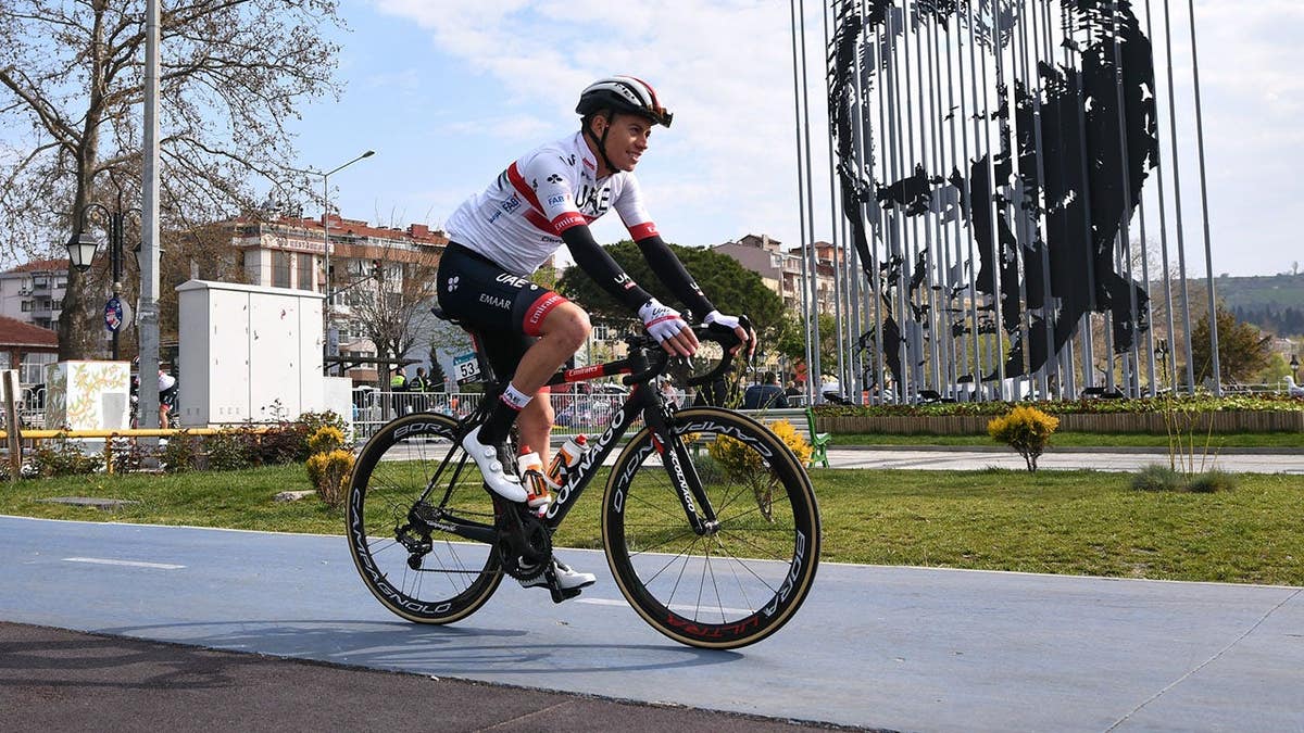 Cristian Camilo Munoz Lancheros warming up on bikes in Eceabat Turkey