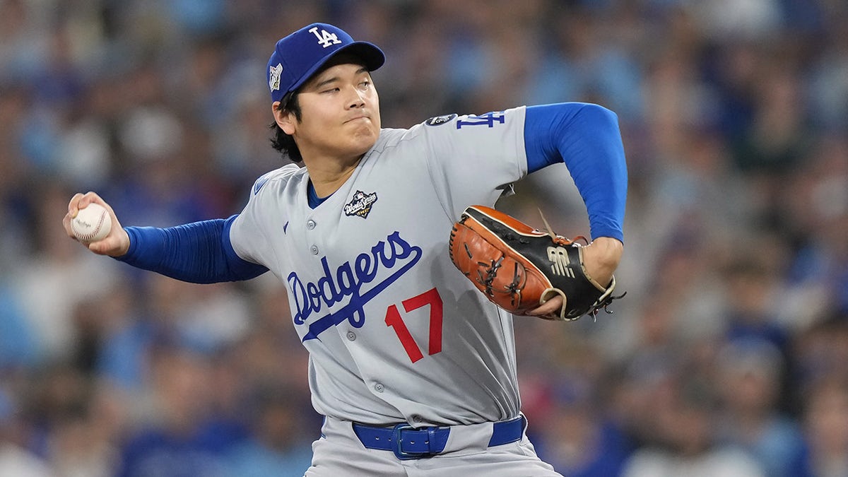 Shohei Ohtani pitching for the Los Angeles Dodgers against the Toronto Blue Jays in Toronto