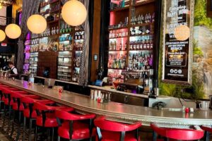 Santa Monica reacts to latest closure news as apocalyptic Third Street Promenade struggles for survival: ‘I hate this so much’