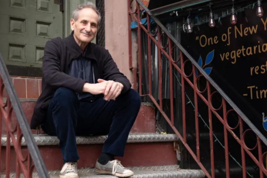 Exclusive | Beloved NYC restaurant owner’s world crumbled when he lost 0K in ‘fraud’ scheme — but a viral post saved his eatery and faith in the city: ‘I couldn’t believe it’