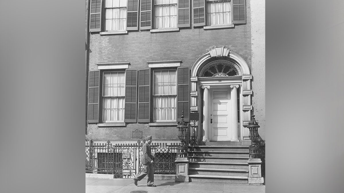 Merchant's House exteriors