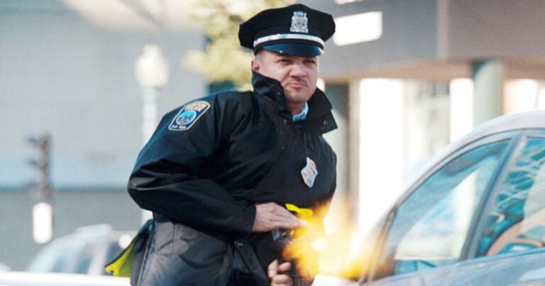 5 Crime Thriller Movie Masterpieces to Stream in April 2026: ‘The Town’ and More