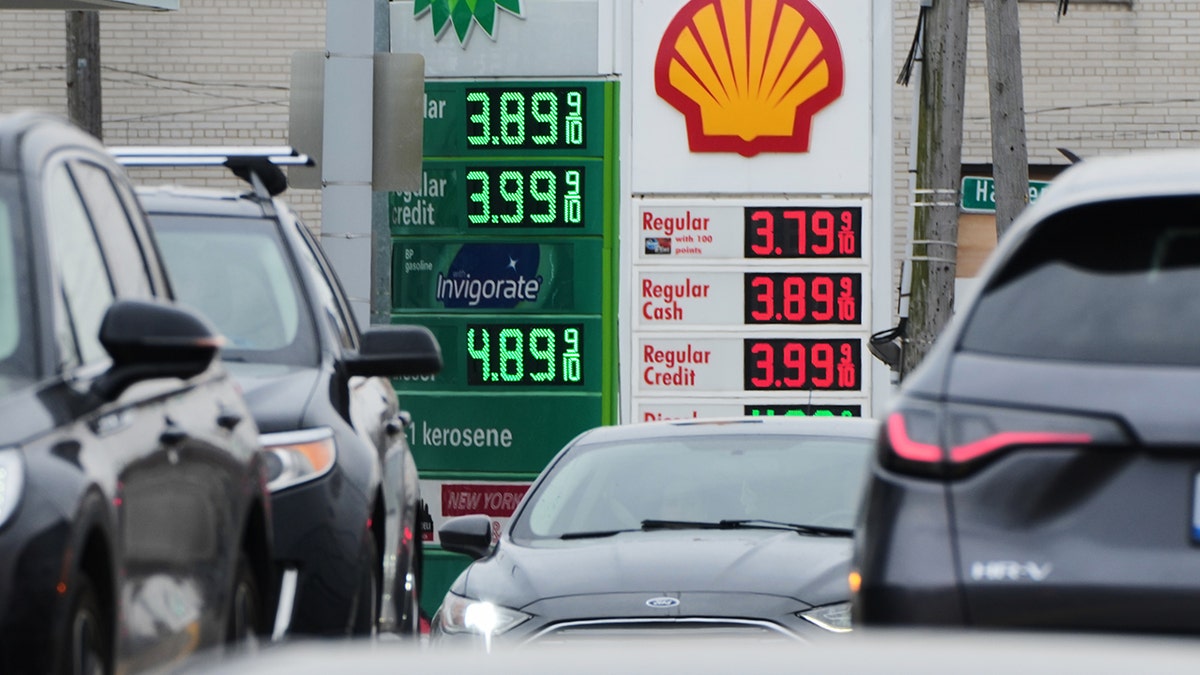 Gas prices in Detroit