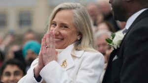 Spanberger ripped after taking credit for billions in investments secured under GOP predecessor: ‘Pathetic’