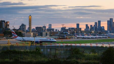 UK airlines to consolidate flights on same day to save on jet fuel