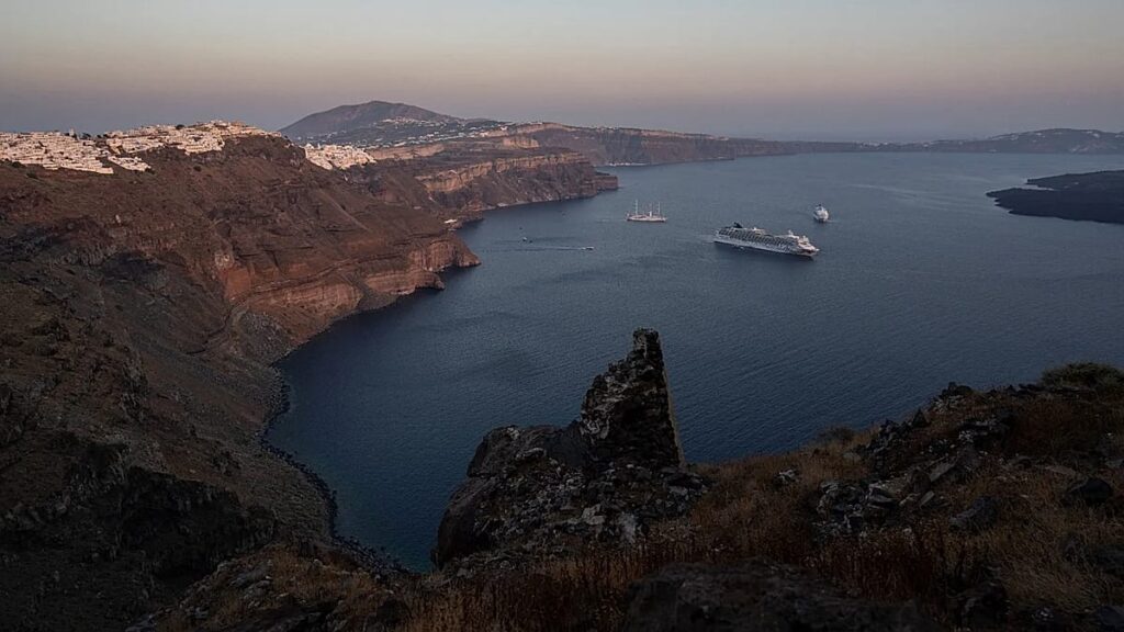 Greece unveils framework to curb overtourism and protect special areas