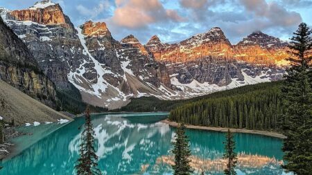 Free entry offered at Canada’s national parks this summer