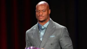 Kenneth Walker focused on new Chiefs chapter despite Seahawks GM’s replacement comment: ‘That’s on him’