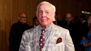 Ric Flair takes another verbal chop at Lakers star over injury absence