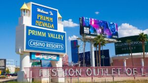 Casino resorts in Nevada location, once packed, become ghost town as closure nears