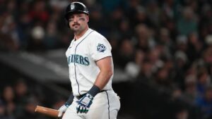 Mariners’ Cal Raleigh lands on injured list for first time in career as nightmare season continues