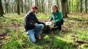 Dog walker’s routine stroll turns into ‘incredible’ 3,000-year-old discovery in picturesque forest Dog walker’s routine stroll turns into ‘incredible’ 3,000-year-old discovery in picturesque forest