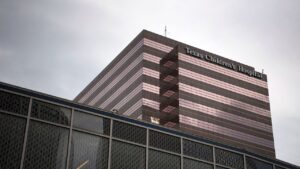 Largest children’s hospital in US to open ‘detransition clinic’ after M settlement with Trump DOJ, state