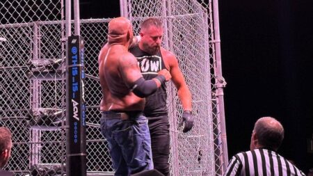 Heel Turn: Chaotic and violent night of wrestling in New York, examining Sami Zayn, Místico entrance and more