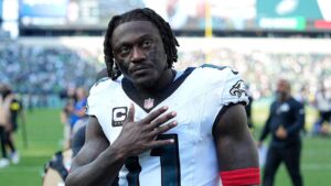 Jalen Hurts absent from AJ Brown’s wedding as Eagles trade rumors continue to swirl: report