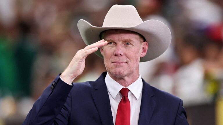 Alexi Lalas dreading thought England could win World Cup on America’s 250th birthday: ‘Cannot have that’ Alexi Lalas dreading thought England could win World Cup on America’s 250th birthday: ‘Cannot have that’