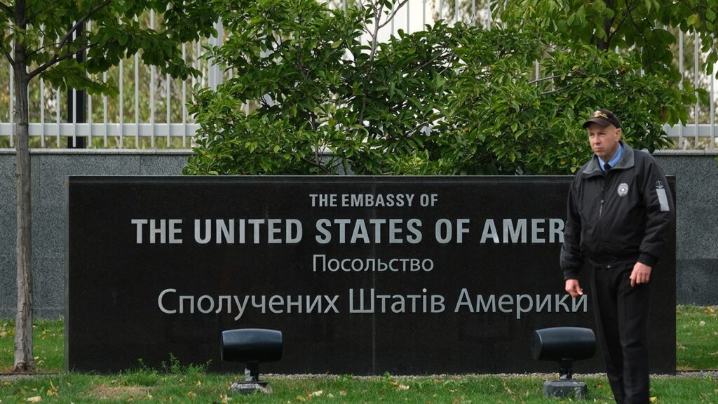 US embassy in Ukraine warns of ‘potentially significant air attack’ that could happen in next 24 hours US embassy in Ukraine warns of ‘potentially significant air attack’ that could happen in next 24 hours