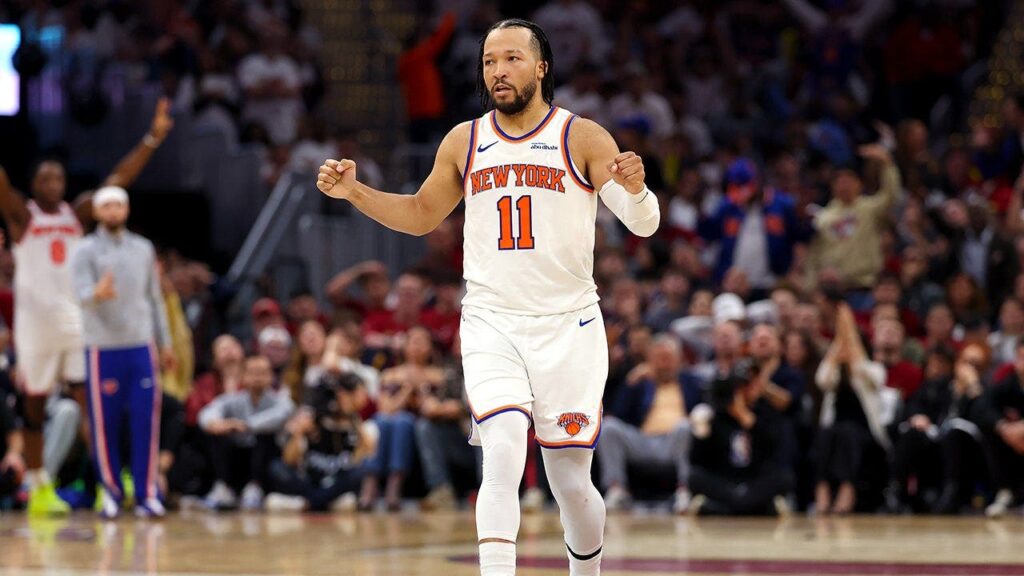 Knicks take commanding 3-0 lead over Cavaliers in Eastern Conference Finals Knicks take commanding 3-0 lead over Cavaliers in Eastern Conference Finals