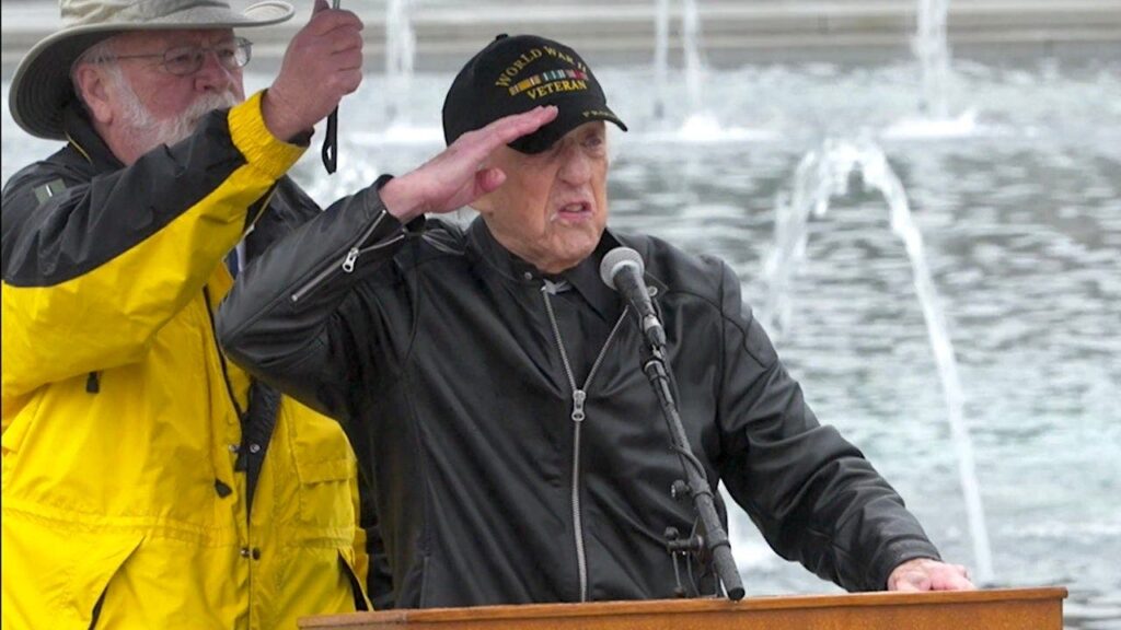 WWII vet gives direct message to young people today: ‘We gave up our yesterdays for your tomorrows’