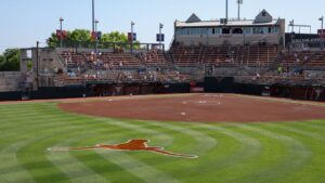 Obscene hot mic moment interrupts ESPN’s broadcast of Arizona State-Texas softball tournament game Obscene hot mic moment interrupts ESPN’s broadcast of Arizona State-Texas softball tournament game